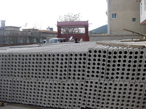 外墙粘贴聚氨酯保温板时有哪些注意事项