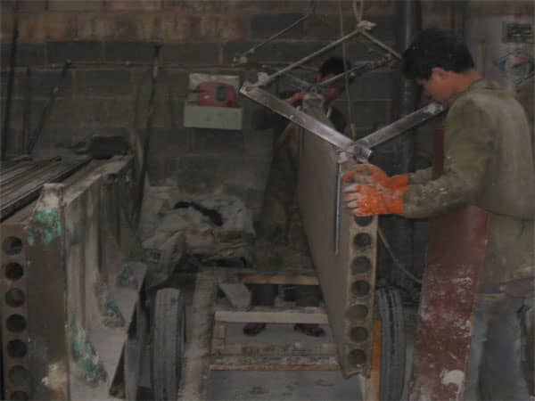 GRC轻质隔墙板入库452